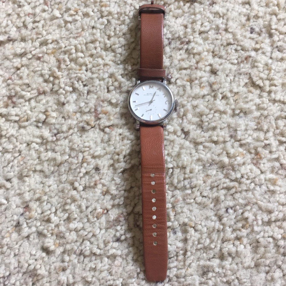 Marc Jacobs leather band watch